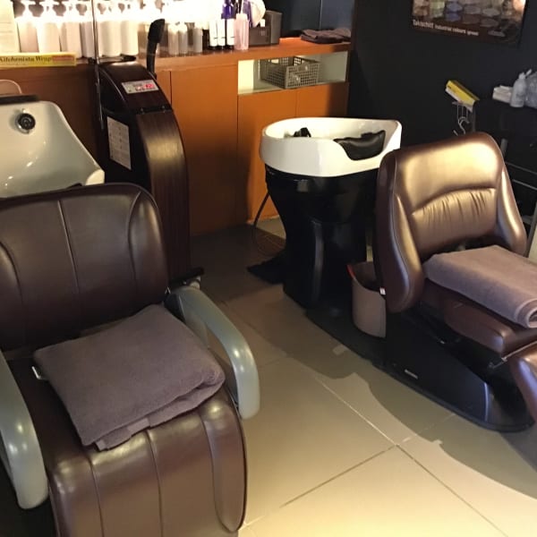 《髪質改善》煌水で徹底補修！！厳選トリートメントで潤いあふれるツヤツヤな髪へと仕上げます♪|reve LA'BO