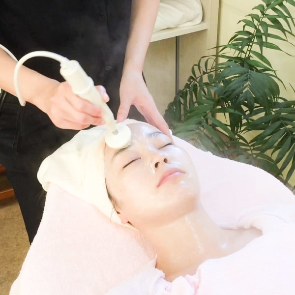 スッピンでも自信が持てる美肌に導きます♪肌質改善を目指して、うっとりするような心地よさでおもてなし◎|CPサロン ヒロ本店