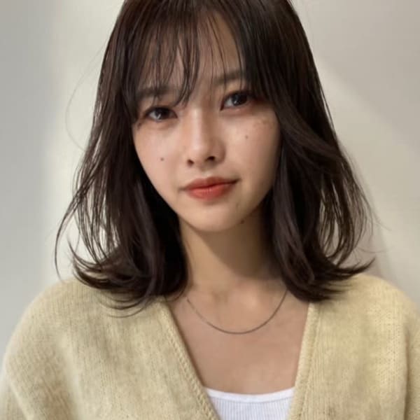 柔軟に動く毛流れからなる美しいシルエットで柔らかい女性らしさを演出♪新しい貴女を一緒に見つけてくれる|Coach Hair Studio 上石神井店