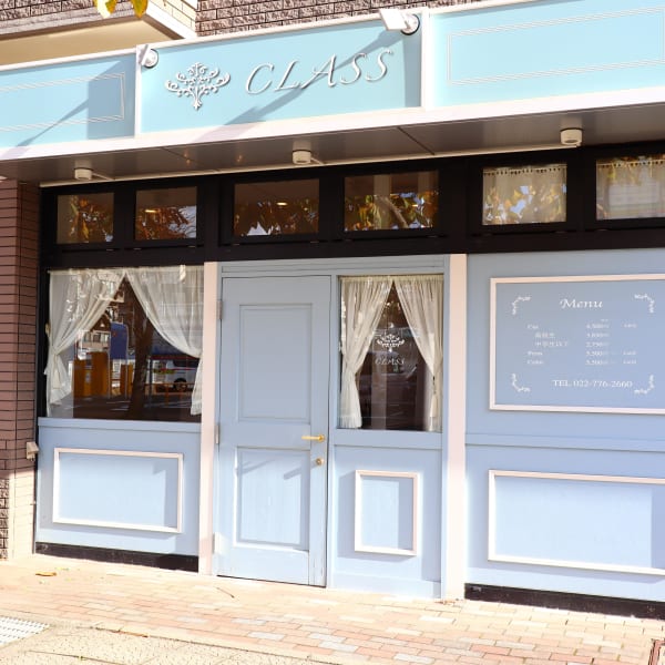 20代 30代~大人女性に人気のサロン。デザインカラーや顔周りにこだわったカットがおススメ。|CLASS