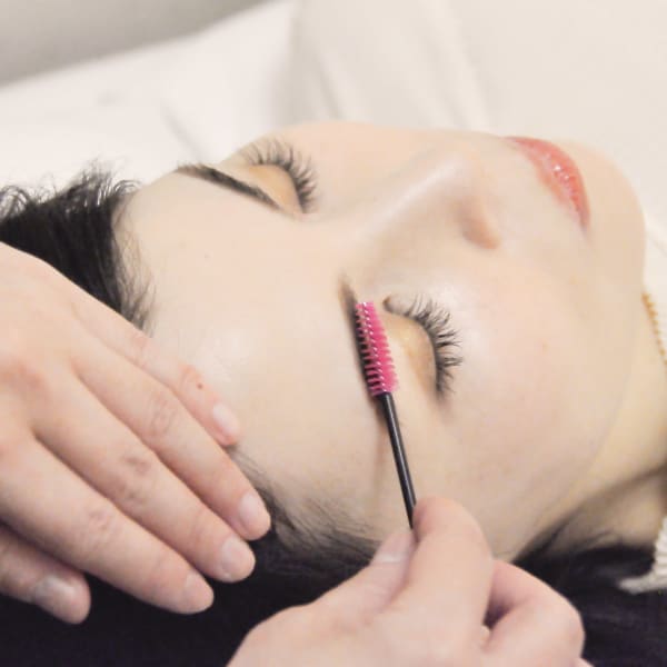 ★NEW★アイブロウスタイリング導入♪|【茅ヶ崎】トータルビューティサロン Queen