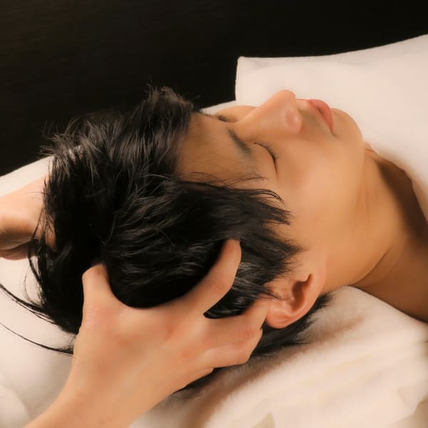 《完全個室で安心》オーダーメイドの施術をご提供◆思わず眠ってしまうオールハンドの極上手技◆|タイ古式&アロマリンパ&ヘッドスパ 名前のないSPA