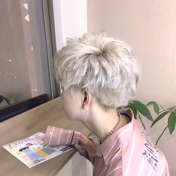 メンズのデザインカラーお任せください。豊富なカラー剤で最適なカラーリングを|【シェアサロン】stylist hiro