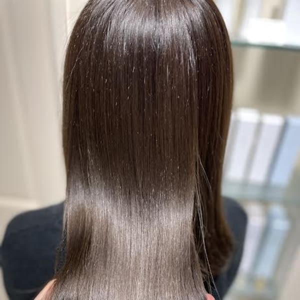 《髪質改善》厳選トリートメントで潤いあふれるツヤツヤな髪へと仕上げます♪|Atelier JD PARIS 美園店