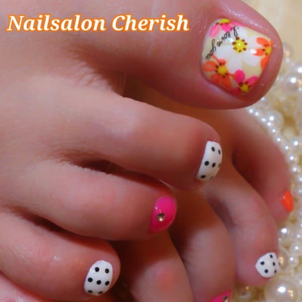 【フットネイルでお足元から美意識アップのオシャレネイル】|Nailsalon Ｃｈｅｒｉｓｈ
