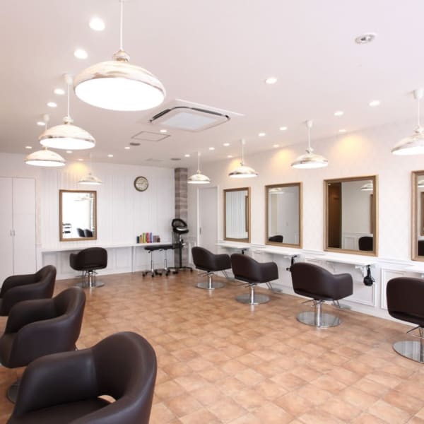 《再現性☆彡》《扱いやすさ◎》繊細で柔らかなこだわり抜いた”CLOE”のデザインカット技術を堪能♪|CLOE by LUVISM 柴竹山店 (旧新潟駅南店)