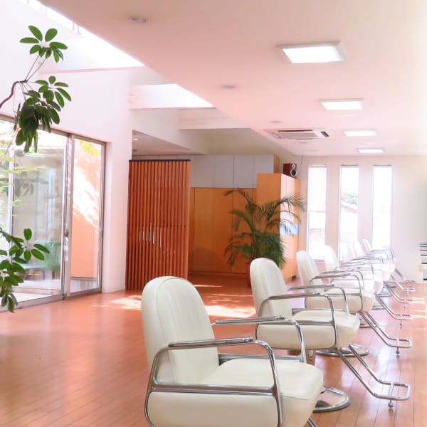 《再現性》プチプライスだからお気軽にメンテナンスも♪♪雰囲気をガラッと変えるイメージチェンジ歓迎☆|CLOE by LUVISM 小針店