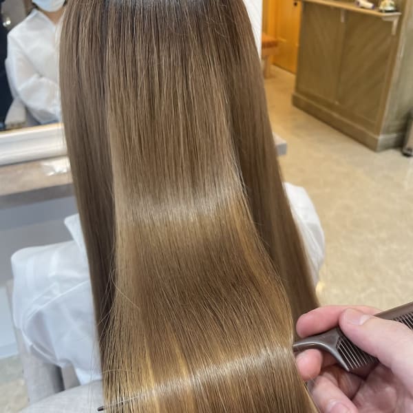 ☆髪質改善☆【豊富なトリートメントご用意】潤いあふれる艶やかヘアへと仕上げます♪|hair salon PAcuTA