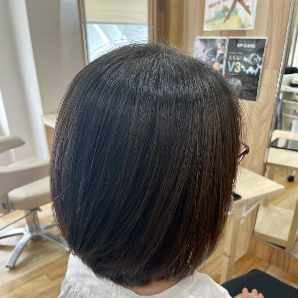 ショートでも硬くならない、自然な仕上がり|hair design calm