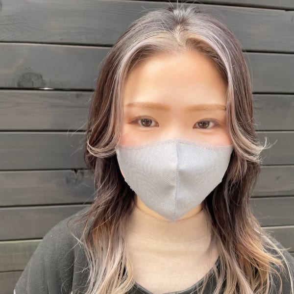 【大人気】イアリングカラーでさりげない可愛い、オシャレを楽しめます☆|hair lounge ungu