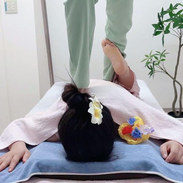 《イタ気持ちいい♪》足でツボを刺激し不調を改善◎ココロもカラダもHAPPYな毎日へ☆彡|翠空 名駅店
