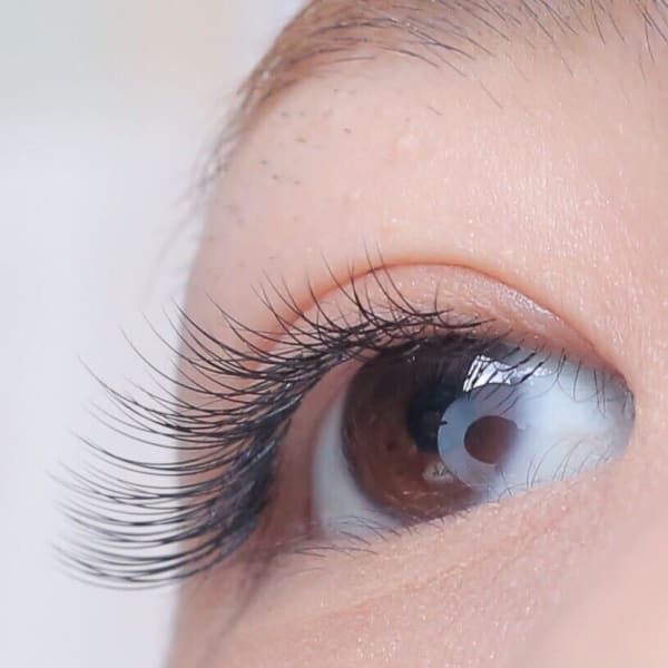 長持ち◎自然に目元をパッチリしたい方は“パリジェンヌラッシュリフト”をお試しください！|grace by neo live 大倉山店