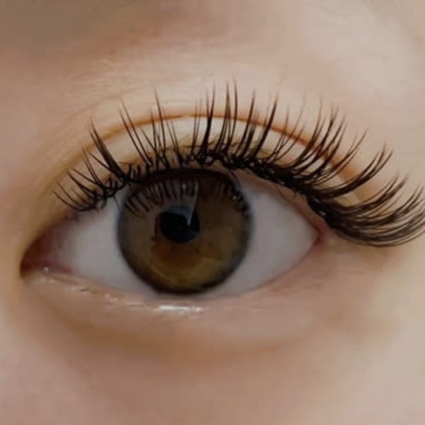 キープ力が自慢のサロン|prize Iris池袋  池袋東口店 マツエク&まつげパーマ&ネイル【プライズ アイリス】