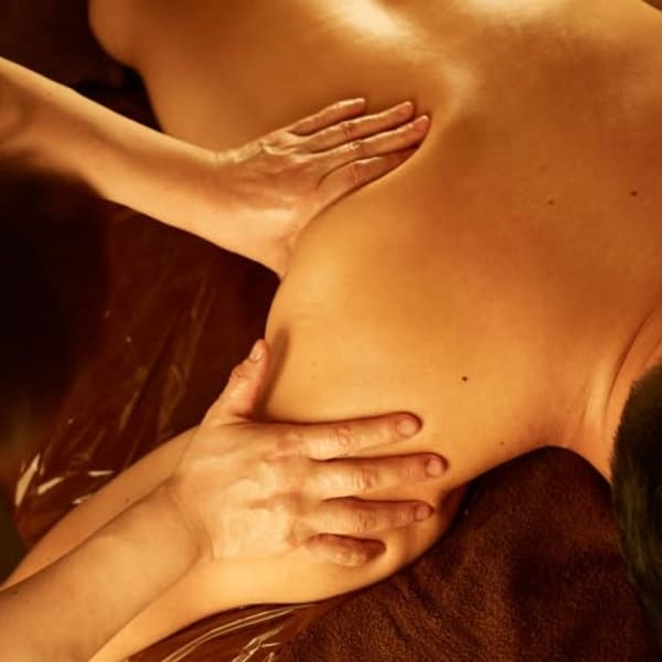 【７周年を記念して価格】経絡リンパオイルマッサージ　90分 12,800→7,700　|改善整体サロン mikke