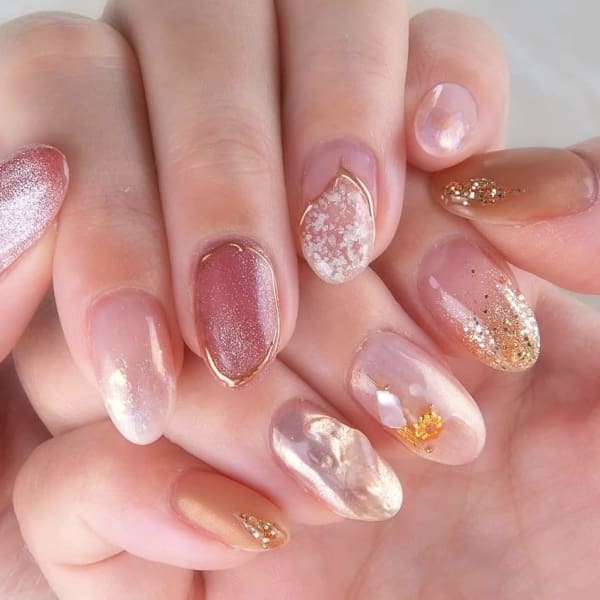 パラジェル追加¥0★クリスタルシンプル¥4180・写真クリスタルデザイン¥4950★オーパすぐ！|gratify　NAIL