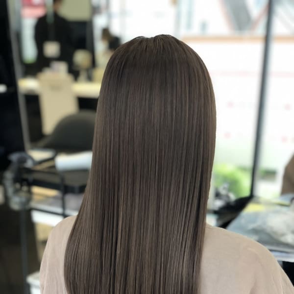 指通りなめらか◎【キラ水トリートメント】ダメージをケアして潤いあふれる艶やかヘアへと仕上げます♪|Ash 南行徳店