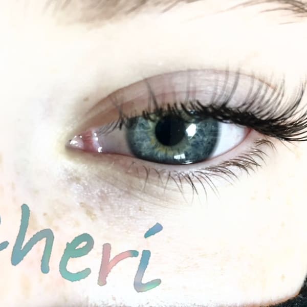 親身なカウンセリングでお客様の理想の目元を叶えます♪多種まつげ、技術メニューありめす。|Cheri