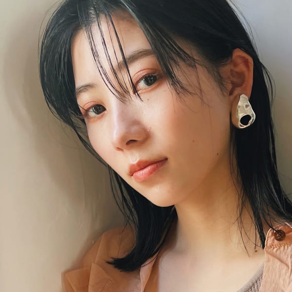 【炭酸泉メニューがオススメ！！】カット＋炭酸泉で頭皮をケアしてあなたの理想のヘアスタイルへ♪|La Mode IWAI 一宮