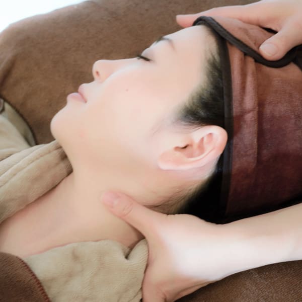 小顔と美肌が叶う♪♪＜フェイシャルトリートメント＞なめらか肌と引き締まった小顔に満足！！|LOVEME渋谷本店