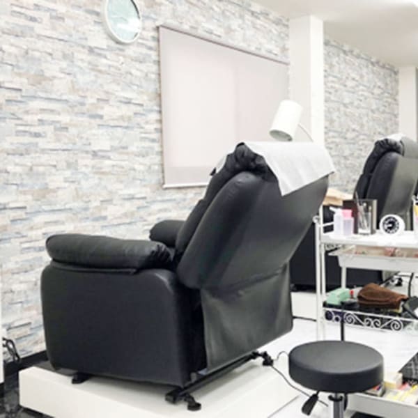 パッチリ目元が叶う♪【パリジェンヌラッシュ】自まつ毛を根元から80度に立ち上げるデザイン☆彡|beauty salon shucre 津店