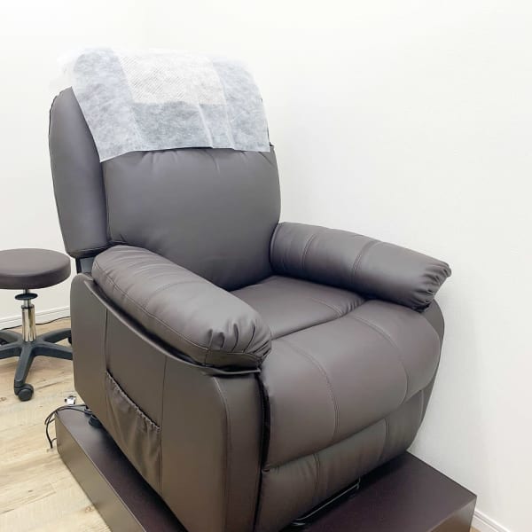 パッチリ目元が叶う♪【パリジェンヌラッシュ】自まつ毛を根元から80度に立ち上げるデザイン☆彡|beauty salon shucre 鈴鹿店