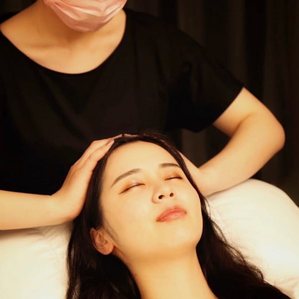 《完全個室》絶妙なとろける力加減のドライヘッドスパにうっとり寝落ち☆彡頭皮に休息を与えましょう♪|ドライヘッドスパ専門店ONEMU 谷町店