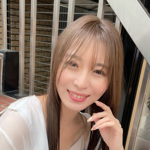 明るめの色味/透明感のあるカラー/白髪を活かしたあなただけのカラーをご提案♪|REPLAY by ECLART 大宮駅東口店