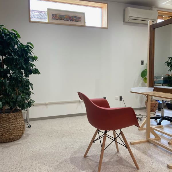 一人ひとりに似合うヘアをご提案!!再現性・もちが良いカットが得意◎|美容室花野屋