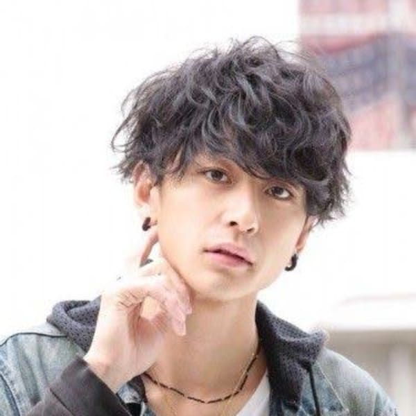 【メンズカット】【メンズパーマ】【メンズ縮毛矯正】【眉カット】豊富なメニューでメンズにオススメ☆|Hair design merci