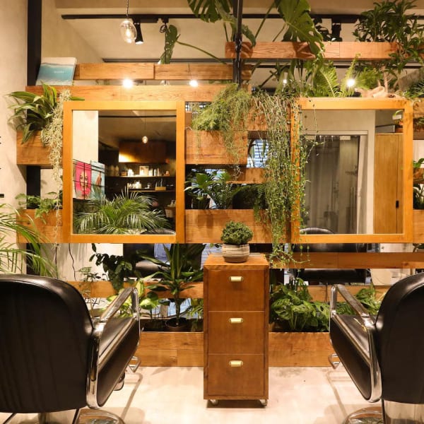 ”HanaWa’sカット”アナタの魅力を引き出すカット技術でどこから見ても美しいシルエットへ♪|HanaWa ebisu tokyo hair salon