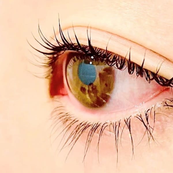 オフィスでも馴染むナチュラルな仕上がり◎【パリジェンヌラッシュリフト】オトナ女子を演出☆|Makea eyelash&nail 南越谷・新越谷