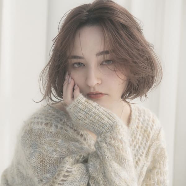 現在の毛髪科学において最も頭皮や髪を傷ませないホリスティックカラー|Inity