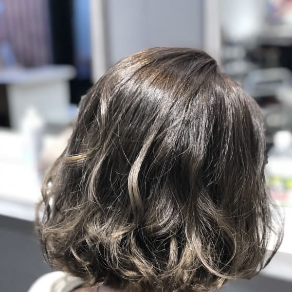 《ダメージレス》オーガニックカラー◆オフィスでもプライベートでも自然に馴染む色味に導きます♪♪|era