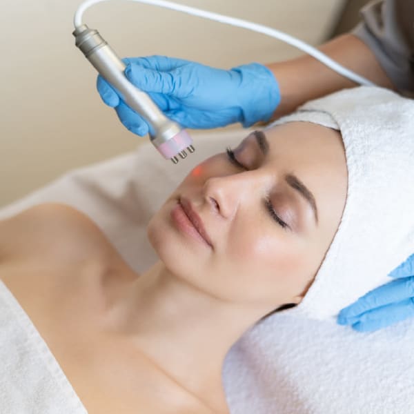 《クレジットカード可》フェイシャルエステ・ヘッドマッサージ◆潤いたっぷりのツルンとしたモチ肌に★|Exquisite Esthetic Relax Salon