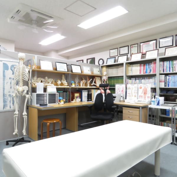 仙台のゴッドハンド整体院☆経験値・実績が段違い！。長年の繰り返す頭痛は専門整体院にお任せください。|仙台あべ整体