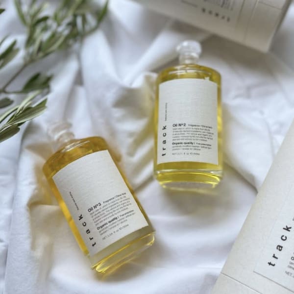 今、話題のtrackオイル扱っております。◎口コミや実際に体験していただき大人気☆|LUCUA 恵比寿