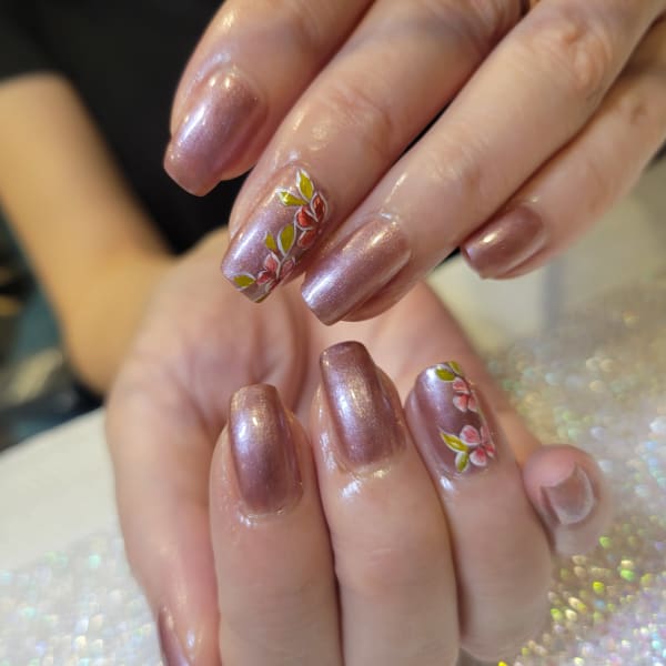 豊富なマニキュアカラーから選んでワンカラー＆ケアつき3080円！！|Nail Salon Calypso 2