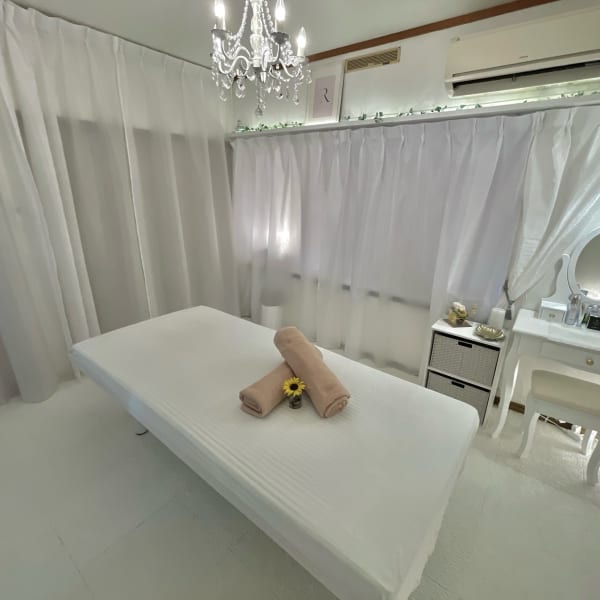 内から外から健康美を目指す女性を応援！30代から40代を中心に幅白い年齢層の女性にご利用頂いてます♪|美人バスト新潟 美容カイロ&リラクサロンRefleurir