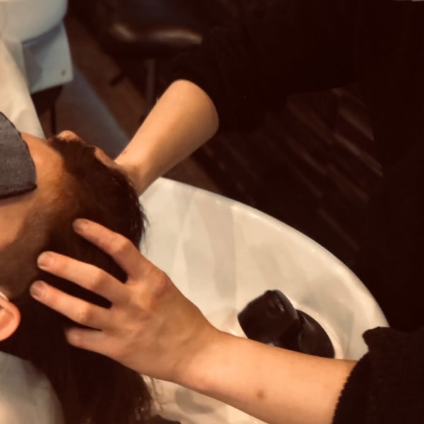 【メンズ頭皮ケア・メンズ縮毛矯正】メンズ美容も叶います！|SANKARI 真法院店