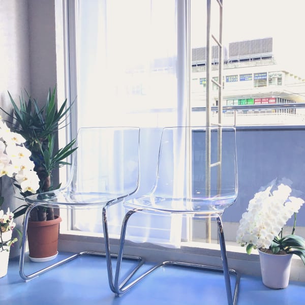 ダメージの髪の毛をしっかりと補修しながらオシャレヘアを楽しむ☆デザインカラーであなただけの髪色へ☆|エイジングケア ヘッドスパplanetz