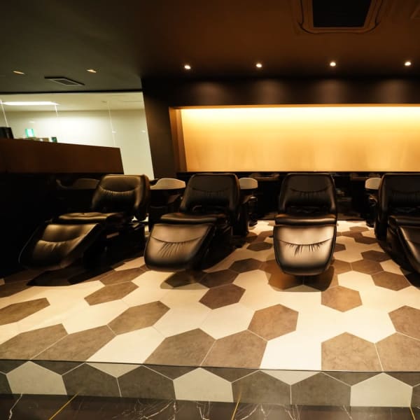 《指通りなめらか◎》<Aujua>オーダーメイドのヘアケアでお悩みをしっかりケアしませんか?|NYNY 阪急西宮北口店