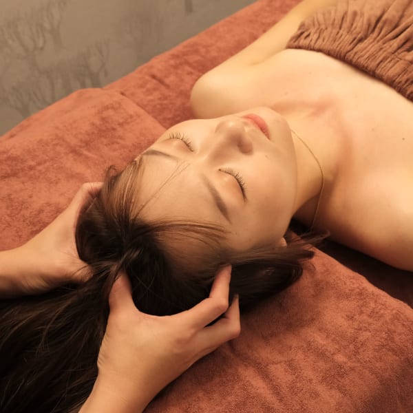 ＜お得◎ヘッドスパ40分＋全身指圧60分＞不調を改善して、ココロもカラダもHAPPYな毎日へ☆彡|安心本格ヘッドスパ