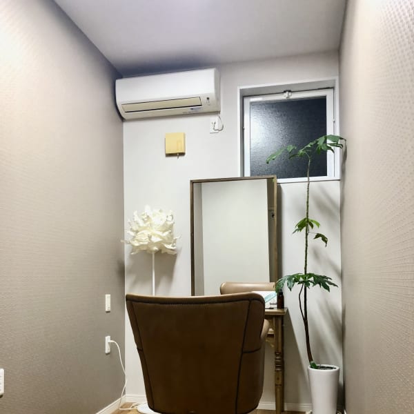 《ナチュラルな空間》個室完備・感染対策も万全です。安心してご来店ください！お子様と一緒も◎|HAIR WORK STUDIO noize