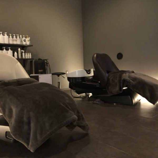 《癒し♪》6つのヘッドスパコースが人気◎フルフラットのシャンプー台で至福のひと時をお過ごしください♪|HUG BIEN 小牧店