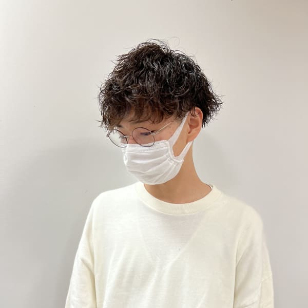 360度どこから見てもシルエットが綺麗が◎学生~社会人にまで人気の《種類が豊富なメンズパーマ》|KENJE 平塚LUSCA Smart Salon
