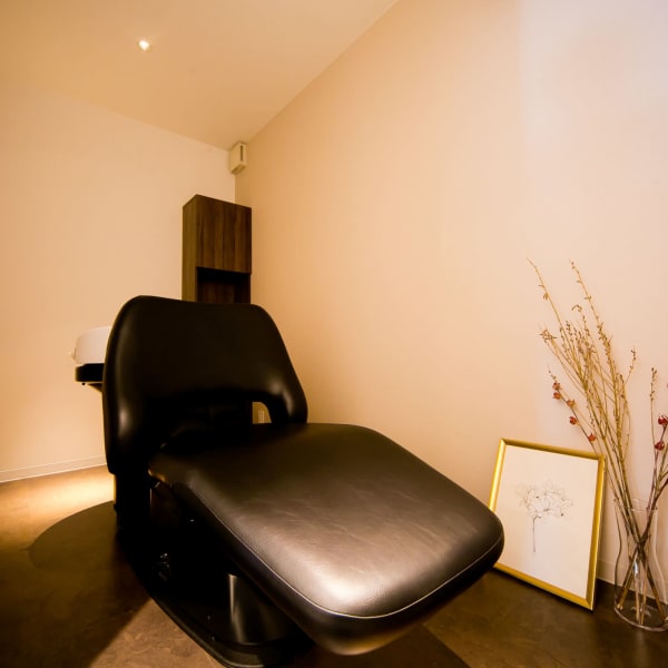 《個室SPAROOMあり◎》疲れもスッキリ☆グググッ！ともみほぐすヘッドスパで血行促進しましょう♪|BELEA尾張旭店