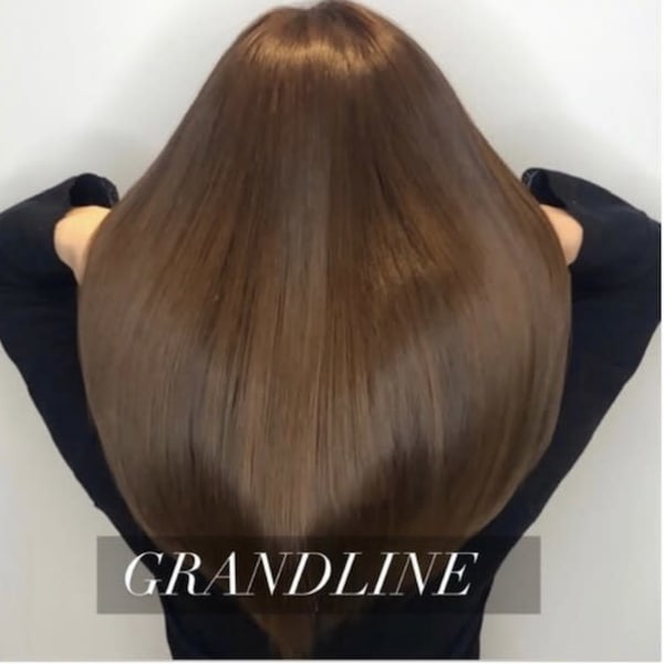 《指通りなめらか◎》ミネコラ縮毛矯正◆毛先がきちんとまとまるナチュラルストレートに髪質改善!|GRAND LINE