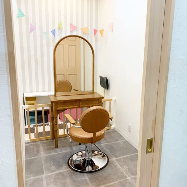 ＊＊ お子様同伴OK♪キッズカット ＊＊|全席個室美容室 Zina 西新 髪質改善＆トリートメント