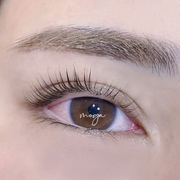 可愛い仕上がりに♪【高級セーブル】華やかさUPでフサフサのまつげに☆パッチリ目元が叶います♪♪|Moga