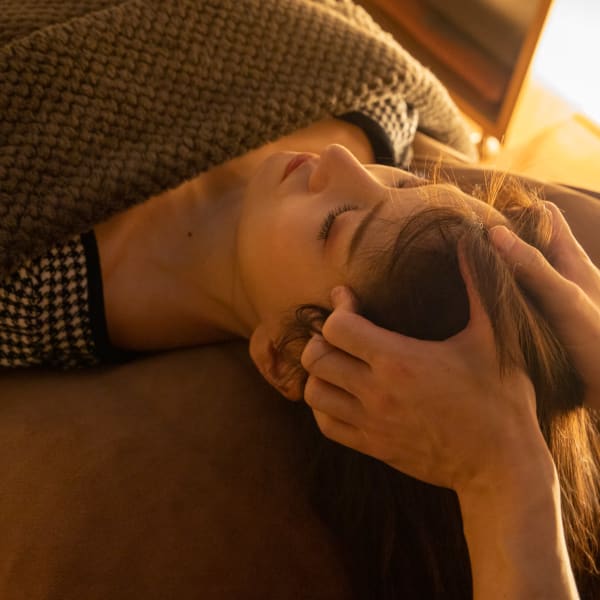 ヘッドスパで癒されたい|頭と体の休息庵 いろは